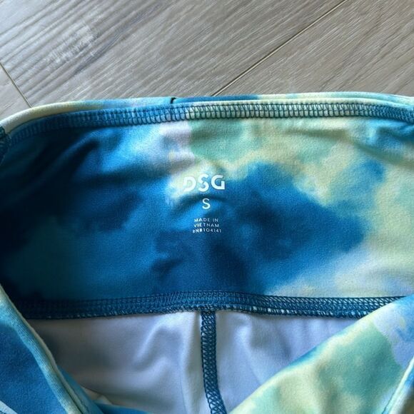 DSG Tie Dyed Yoga Pants Size Small - Picture 4 of 4